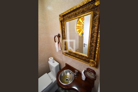 Casa à venda com 200m², 2 quartos e 3 vagasLavabo