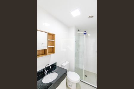 Banheiro de apartamento à venda com 1 quarto, 25m² em Santo Amaro, São Paulo