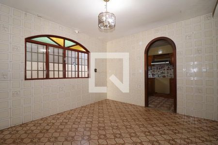 Sala de casa para alugar com 2 quartos, 200m² em Taguatinga, Brasília