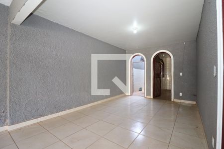 Casa para alugar com 200m², 2 quartos e 1 vagaGaragem