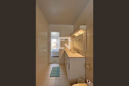 Casa de condomínio à venda com 300m², 4 quartos e 2 vagasBanheiro da Suíte