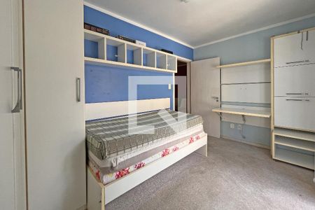 Casa de condomínio à venda com 300m², 4 quartos e 2 vagasQuarto 3