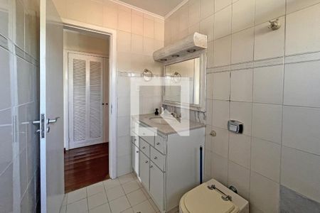 Casa de condomínio à venda com 300m², 4 quartos e 2 vagasBanheiro