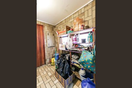 Casa à venda com 250m², 4 quartos e 4 vagasÁrea de Serviço