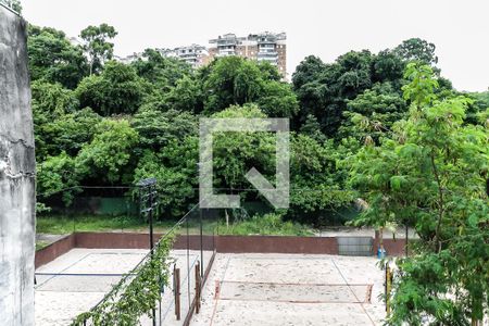 Casa à venda com 250m², 4 quartos e 4 vagasVista da Suíte 1