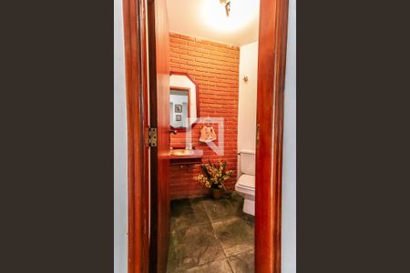 Casa à venda com 250m², 4 quartos e 4 vagasLavabo