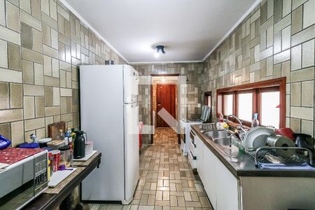 Casa à venda com 250m², 4 quartos e 4 vagasCozinha