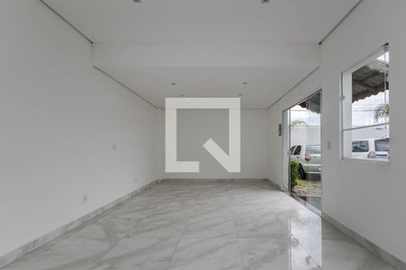 Casa de condomínio para alugar com 128m², 2 quartos e 1 vagaÁrea Comum - Salão de Festas