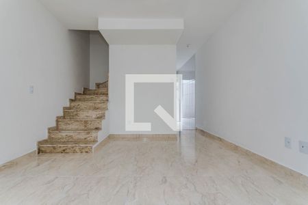 Sala de casa de condomínio para alugar com 2 quartos, 128m² em Jundiapeba, Mogi das Cruzes