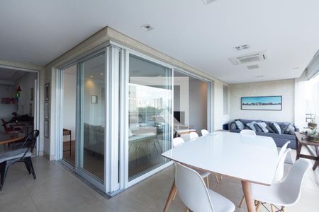 Varanda de apartamento para alugar com 3 quartos, 156m² em Vila Olímpia, São Paulo