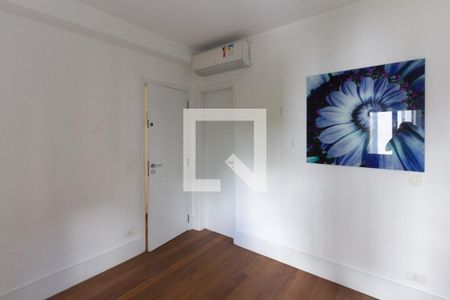 Apartamento para alugar com 156m², 3 quartos e 3 vagas Apartamento para alugar com 156m², 3 quartos e 3 vagasQuarto 2
