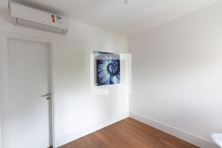 Apartamento para alugar com 156m², 3 quartos e 3 vagas Apartamento para alugar com 156m², 3 quartos e 3 vagasQuarto 2