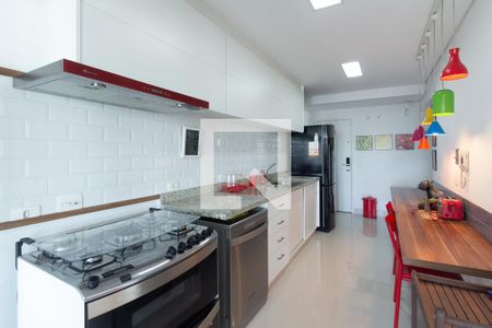 Apartamento para alugar com 156m², 3 quartos e 3 vagas Apartamento para alugar com 156m², 3 quartos e 3 vagasCozinha