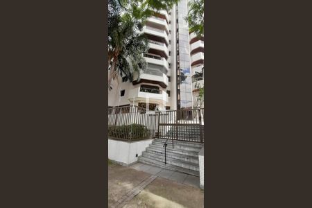 Apartamento à venda com 150m², 3 quartos e 2 vagasFachada