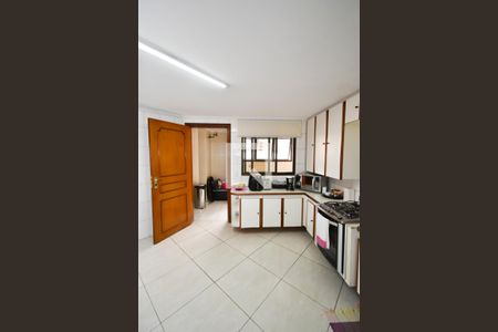 Apartamento à venda com 150m², 3 quartos e 2 vagasCozinha
