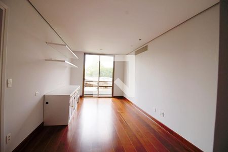 Apartamento para alugar com 568m², 4 quartos e 4 vagas Apartamento para alugar com 568m², 4 quartos e 4 vagasHall dos Quartos