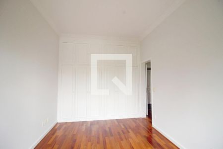 Apartamento para alugar com 568m², 4 quartos e 4 vagas Apartamento para alugar com 568m², 4 quartos e 4 vagasSuíte 3