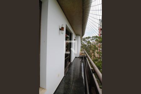 Apartamento para alugar com 568m², 4 quartos e 4 vagas Apartamento para alugar com 568m², 4 quartos e 4 vagasVaranda do Hall dos Quartos