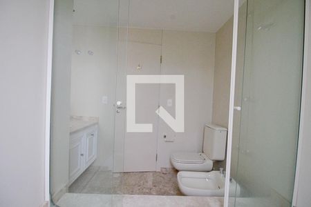 Apartamento para alugar com 568m², 4 quartos e 4 vagas Apartamento para alugar com 568m², 4 quartos e 4 vagasBanheiro da Suíte 4