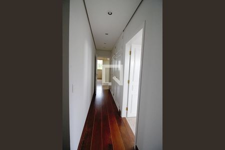 Apartamento para alugar com 568m², 4 quartos e 4 vagas Apartamento para alugar com 568m², 4 quartos e 4 vagasCorredor