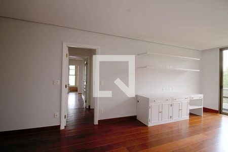 Apartamento para alugar com 568m², 4 quartos e 4 vagas Apartamento para alugar com 568m², 4 quartos e 4 vagasHall dos Quartos