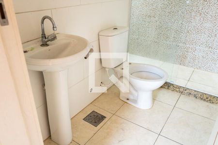 Casa para alugar com 90m², 2 quartos e 2 vagas Casa para alugar com 90m², 2 quartos e 2 vagasBanheiro