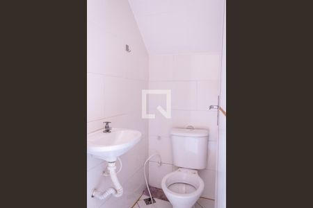 Casa para alugar com 90m², 2 quartos e 2 vagas Casa para alugar com 90m², 2 quartos e 2 vagasLavabo