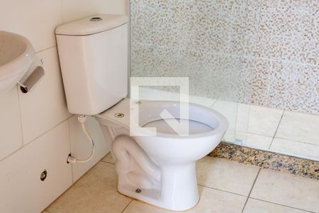 Casa para alugar com 90m², 2 quartos e 2 vagas Casa para alugar com 90m², 2 quartos e 2 vagasBanheiro