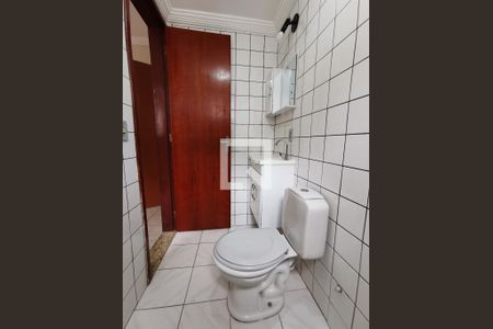 Apartamento para alugar com 70m², 3 quartos e 1 vaga Apartamento para alugar com 70m², 3 quartos e 1 vagaBanheiro da Suíte