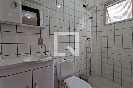 Apartamento para alugar com 70m², 3 quartos e 1 vaga Apartamento para alugar com 70m², 3 quartos e 1 vagaBanheiro da Suíte