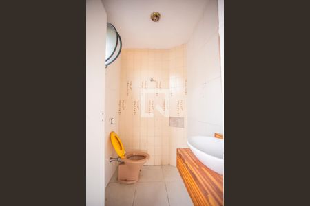 Lavabo 2 de casa à venda com 3 quartos, 250m² em Vila Guarani (z Sul), São Paulo
