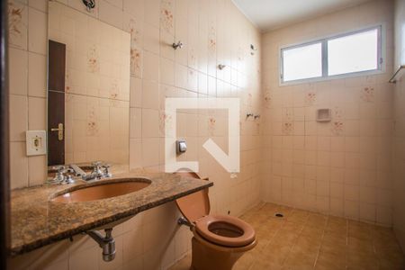 Casa à venda com 250m², 3 quartos e sem vagaBanheiro 2