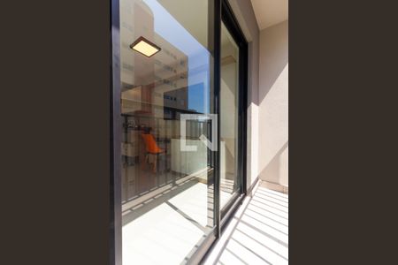 Varanda  de kitnet/studio para alugar com 1 quarto, 24m² em Perdizes, São Paulo