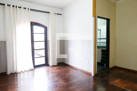Suite de casa para alugar com 4 quartos, 264m² em Jardim Ana Maria, Santo André