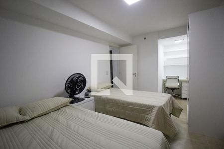 Quarto 1 de apartamento à venda com 2 quartos, 110m² em Recreio dos Bandeirantes, Rio de Janeiro