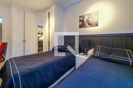 Casa à venda com 340m², 5 quartos e 3 vagasQuarto 2