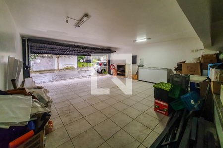 Casa à venda com 340m², 5 quartos e 3 vagasGaragem