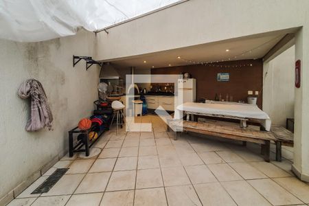 Casa à venda com 340m², 5 quartos e 3 vagasÁrea comum - Churrasqueira