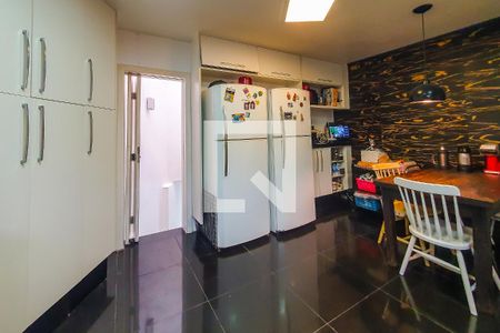 Casa à venda com 340m², 5 quartos e 3 vagasCozinha