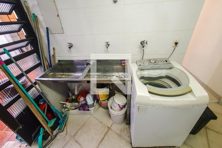 Casa à venda com 340m², 5 quartos e 3 vagasÁrea de Serviço