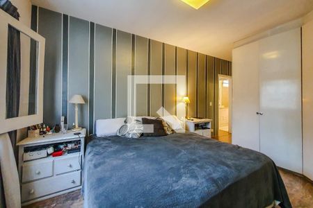 Casa à venda com 340m², 5 quartos e 3 vagasQuarto 3 Suite