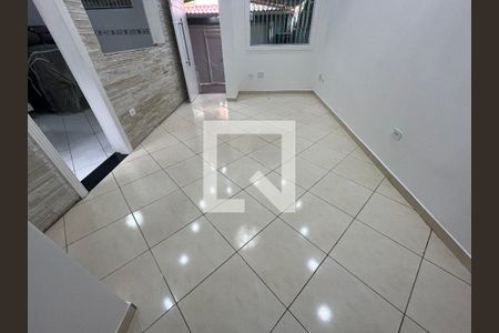 Sala de casa à venda com 2 quartos, 65m² em Jardim Popular, São Paulo