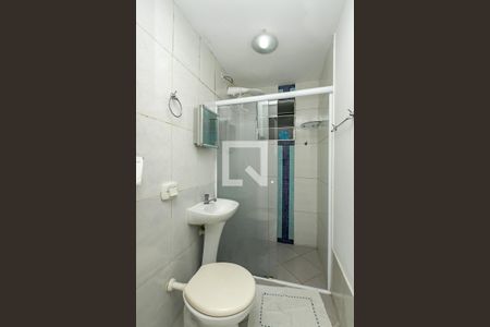 Banheiro de casa para alugar com 1 quarto, 25m² em Cidade Monções, São Paulo