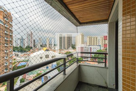 Apartamento à venda com 110m², 3 quartos e 3 vagasVaranda 