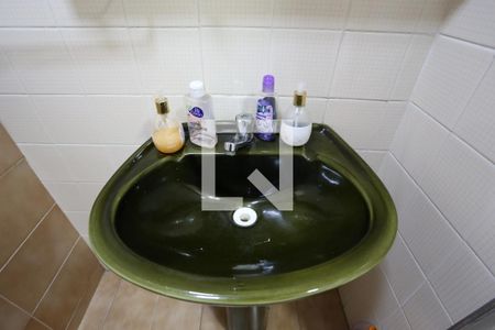 Casa à venda com 109m², 2 quartos e 1 vagaBanheiro 2