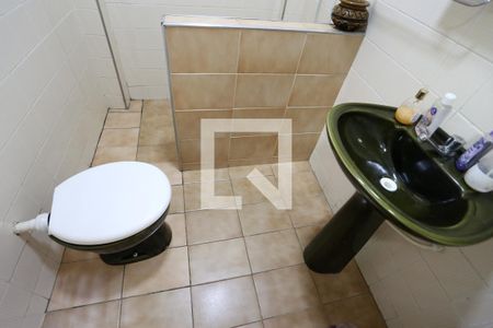 Casa à venda com 109m², 2 quartos e 1 vagaBanheiro 2