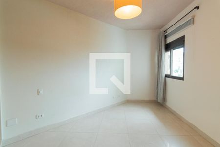 Apartamento para alugar com 145m², 4 quartos e 3 vagas Apartamento para alugar com 145m², 4 quartos e 3 vagasSuíte