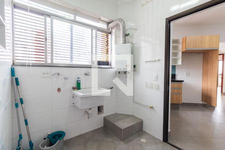Apartamento para alugar com 145m², 4 quartos e 3 vagas Apartamento para alugar com 145m², 4 quartos e 3 vagasÁrea de serviço