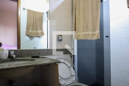 Banheiro da Suíte de apartamento à venda com 2 quartos, 75m² em Vila Paris, Belo Horizonte