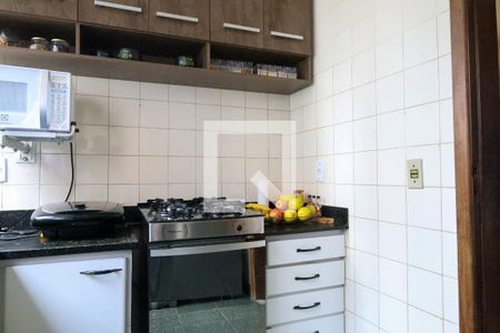 Apartamento à venda com 75m², 2 quartos e 2 vagas Apartamento à venda com 75m², 2 quartos e 2 vagasCozinha